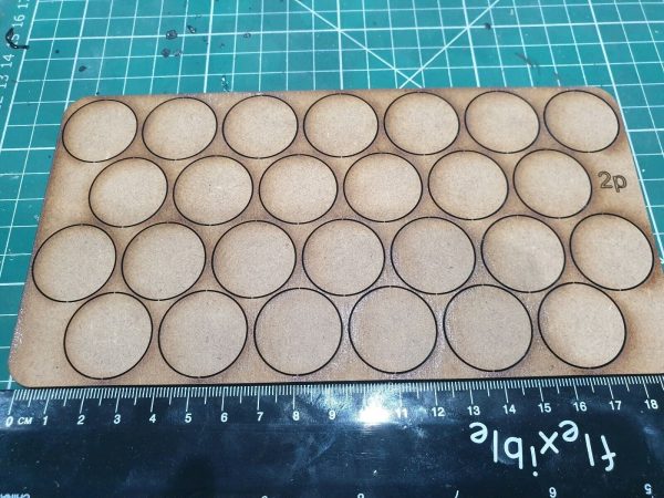 2p Round MDF Base