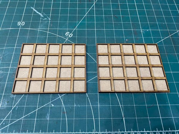 20 mm Movement Tray for 20 Troops to Convert 20 mm to 25mm.